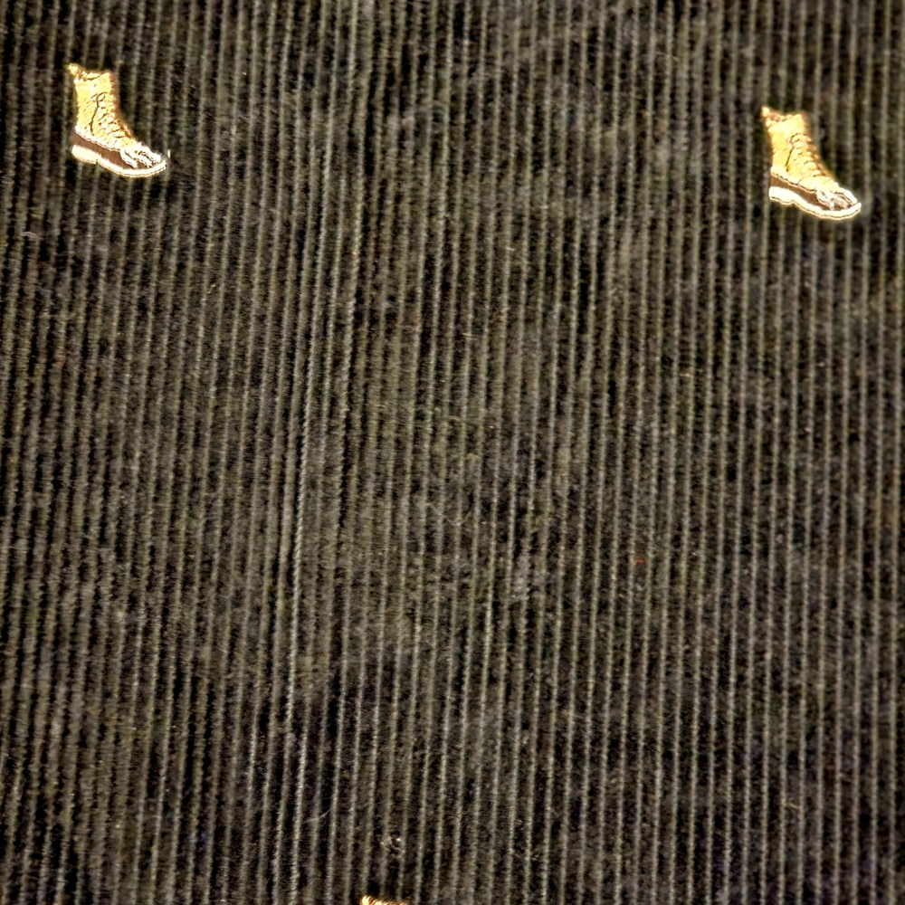 Embroidered Boots Patch on Striped Fabric - Picture 6 of 6